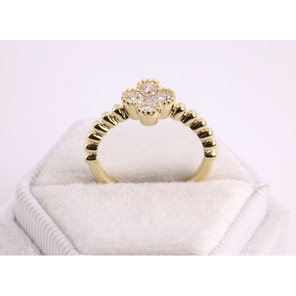 14K Yellow Gold Diamond Clover Cluster Ring Image 3 Puckett's Fine Jewelry Benton, KY