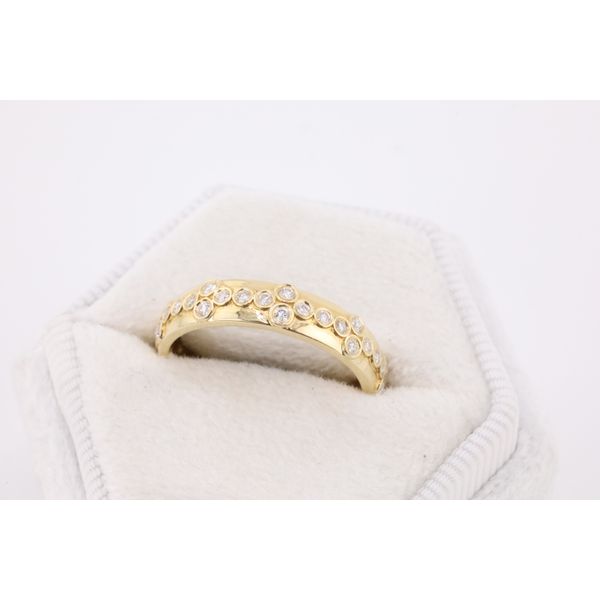 14K Yellow Gold Bezel Set Diamond Band Image 2 Puckett's Fine Jewelry Benton, KY