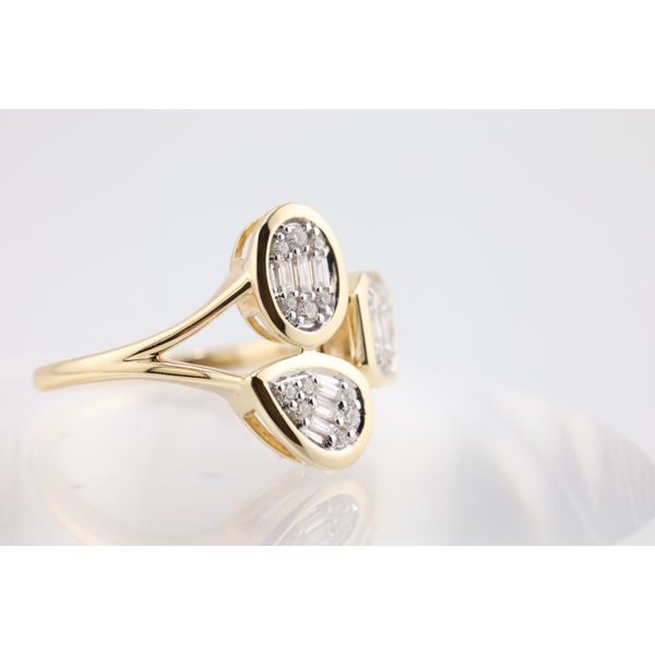 14K Yellow Gold Multi-Shape Diamond Ring Image 2 Puckett's Fine Jewelry Benton, KY