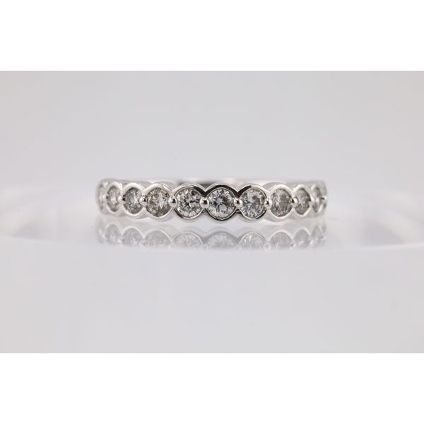 14K White Gold Bezel-Set Natural Diamond Wedding Band – 0.50 CTW Puckett's Fine Jewelry Benton, KY