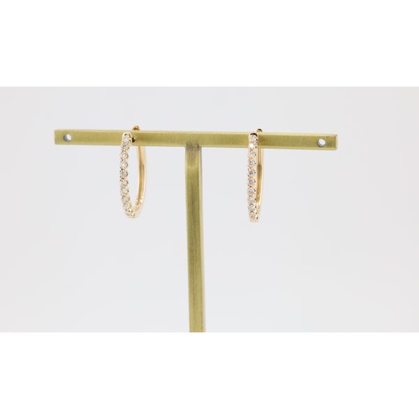 14K Yellow Gold Oval Diamond Hoop Earrings – 0.33 CTW Puckett's Fine Jewelry Benton, KY