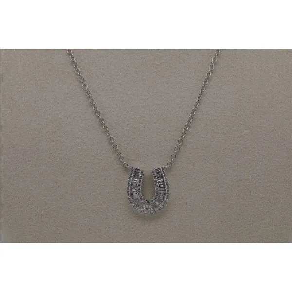 18K White Gold Diamond Horseshoe Pendant Necklace Puckett's Fine Jewelry Benton, KY