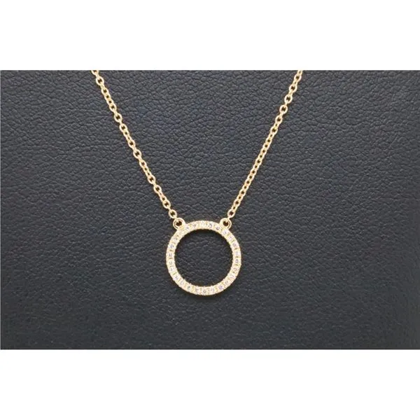 18K Yellow Gold Diamond Circle Pendant Necklace Puckett's Fine Jewelry Benton, KY