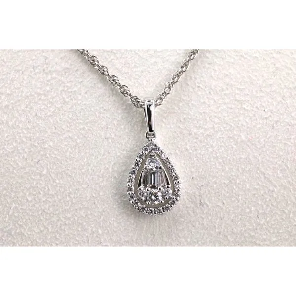 14K White Gold Teardrop Illusion Set Diamond Pendant Image 2 Puckett's Fine Jewelry Benton, KY