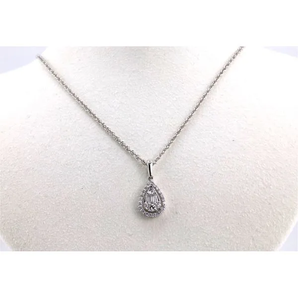 14K White Gold Teardrop Illusion Set Diamond Pendant Puckett's Fine Jewelry Benton, KY