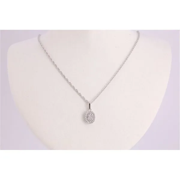 14K White Gold Diamond Illusion Pendant Puckett's Fine Jewelry Benton, KY