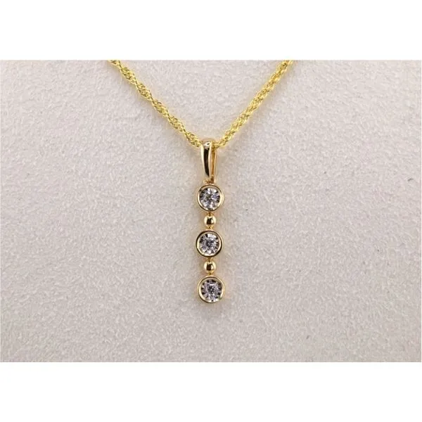 14K Yellow Gold 3 Diamond Bezel/Miracle Plate Pendant Image 2 Puckett's Fine Jewelry Benton, KY