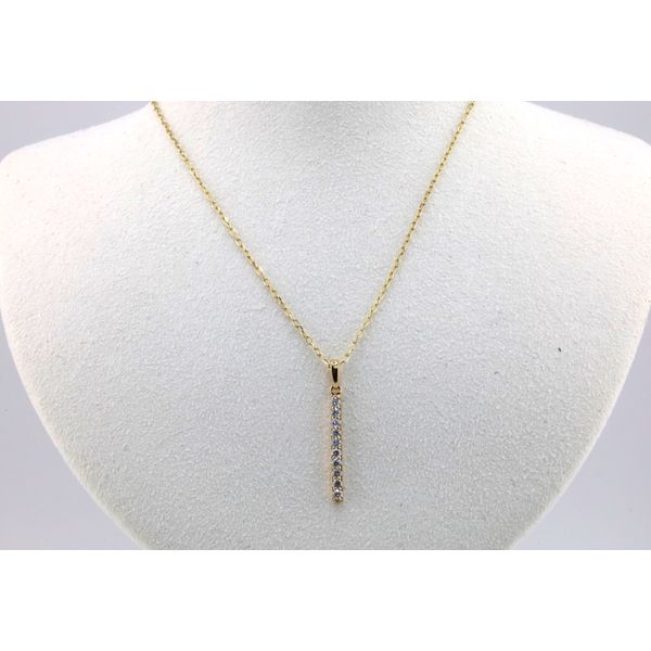 14K Yellow Gold Linear Diamond Pendant Puckett's Fine Jewelry Benton, KY