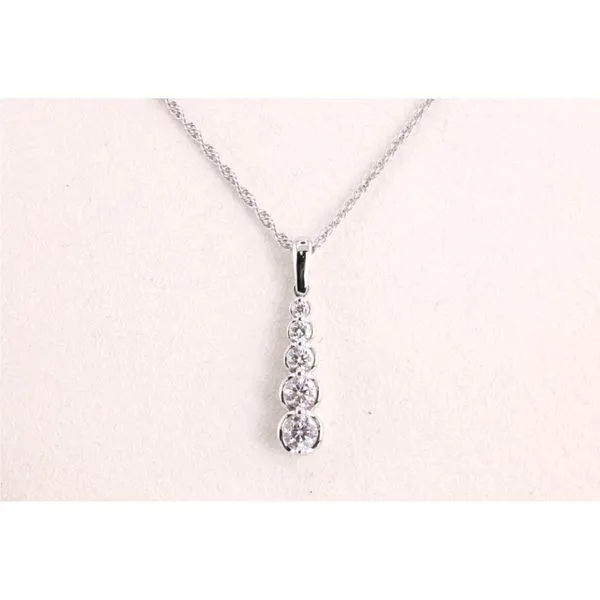 14K White Gold Tapered Diamond Pendant Image 2 Puckett's Fine Jewelry Benton, KY