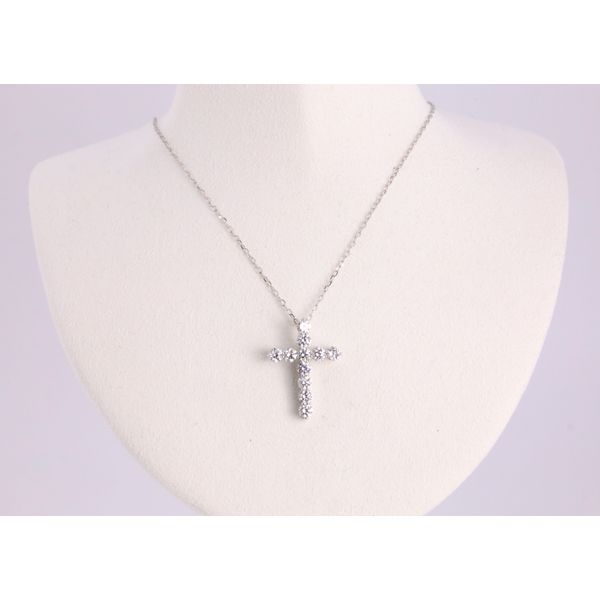 14K White Gold Diamond Cross Pendant Puckett's Fine Jewelry Benton, KY