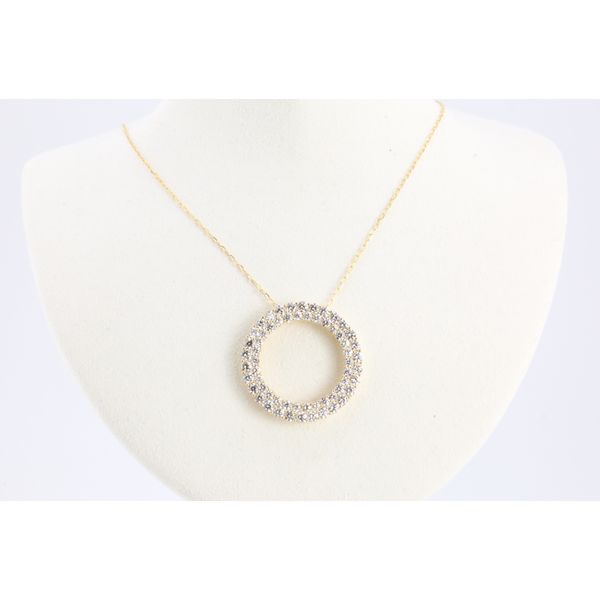 14K Yellow Gold Lab-Grown Diamond Circle Pendant – 2.00ctw Puckett's Fine Jewelry Benton, KY