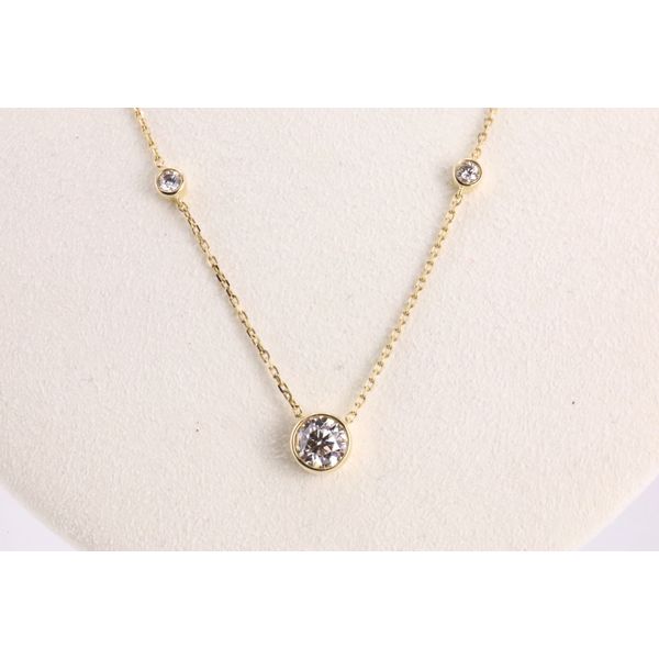 14K Yellow Gold Lab-Grown Diamond 5-Stone Necklace Image 2 Puckett's Fine Jewelry Benton, KY