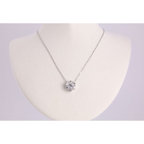 14K White Gold Lab-Grown Diamond Cluster Pendant Puckett's Fine Jewelry Benton, KY