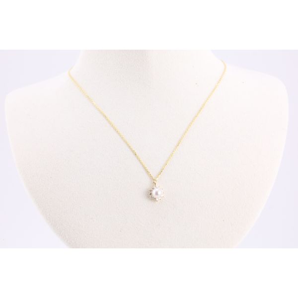 14K Yellow Gold Petite Pearl & Diamond Burst Necklace Puckett's Fine Jewelry Benton, KY