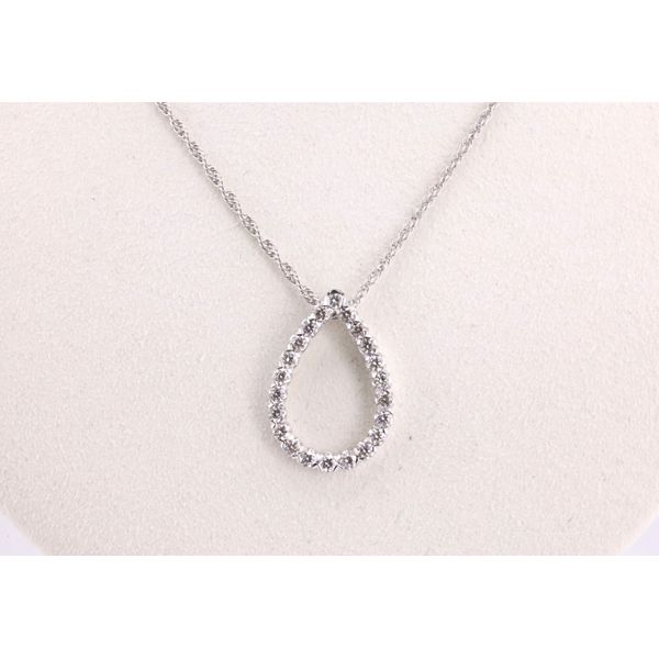 14K White Gold Diamond Teardrop Pendant Image 2 Puckett's Fine Jewelry Benton, KY