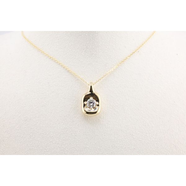 14K Yellow Gold Bezel Set Round Diamond Pendant Image 2 Puckett's Fine Jewelry Benton, KY