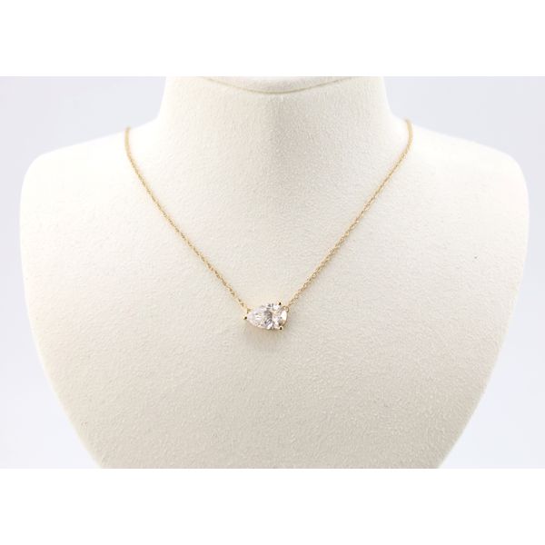 14K Yellow Gold Pear-Cut Lab-Grown Diamond Pendant Necklace – 1.04 CT Puckett's Fine Jewelry Benton, KY
