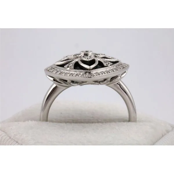 14K White Gold Diamond and Onyx Ring Image 3 Puckett's Fine Jewelry Benton, KY