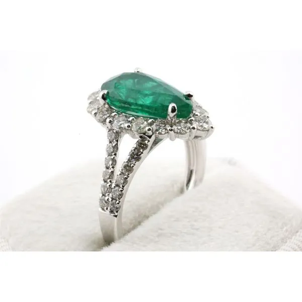 14K White Gold Pear Shaped Natural Emerald Fashion Ring Image 2 Puckett's Fine Jewelry Benton, KY