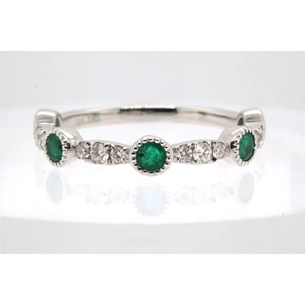 14K White Gold Diamond and Emerald Band Puckett's Fine Jewelry Benton, KY