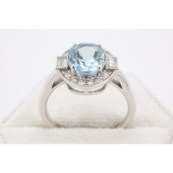 14K White Gold Oval Aquamarine & Diamond Halo Ring Image 3 Puckett's Fine Jewelry Benton, KY