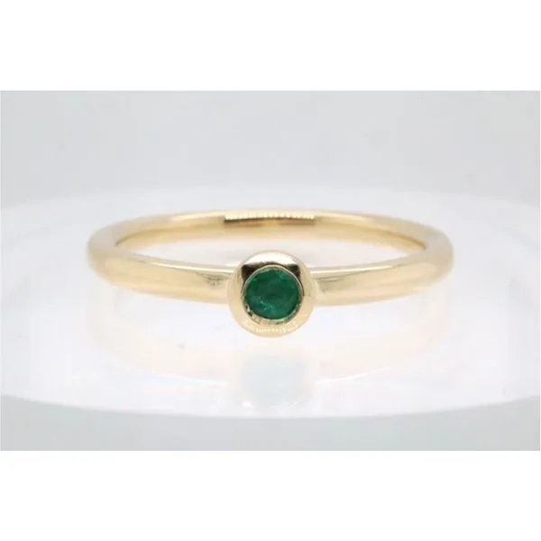 10K Yellow Gold Emerald Ring Puckett's Fine Jewelry Benton, KY