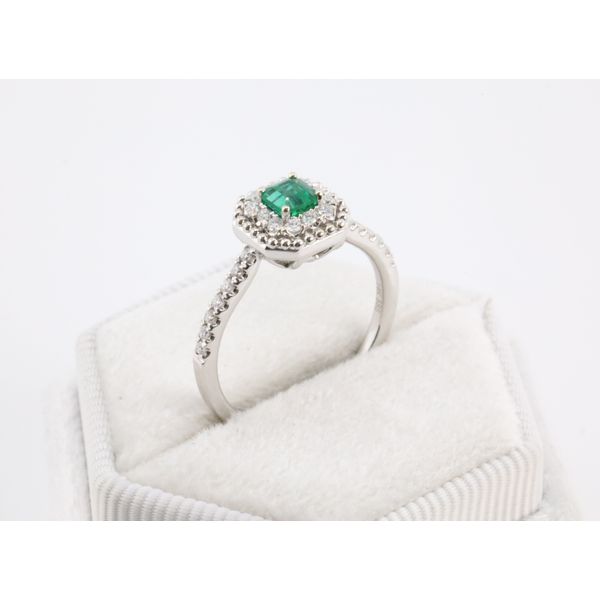 14K White Gold Emerald & Diamond Halo Ring Image 2 Puckett's Fine Jewelry Benton, KY