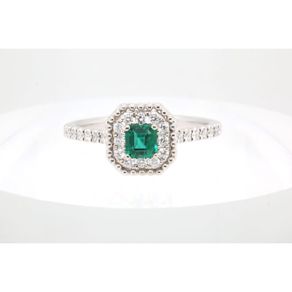 14K White Gold Emerald & Diamond Halo Ring Puckett's Fine Jewelry Benton, KY