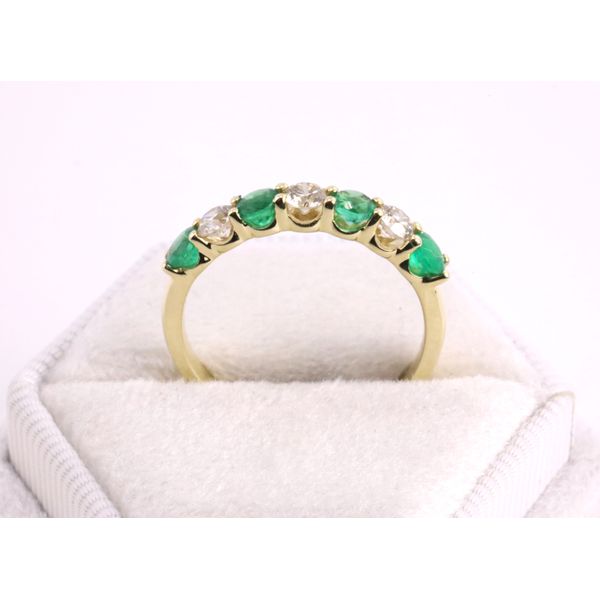 14K Yellow Gold Emerald & Diamond Band Image 3 Puckett's Fine Jewelry Benton, KY