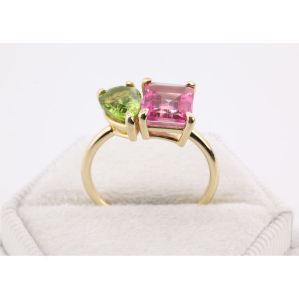 14K Yellow Gold Peridot & Pink Topaz Two-Stone Ring Image 3 Puckett's Fine Jewelry Benton, KY
