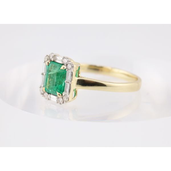 14K Yellow Gold Emerald & Diamond Halo Ring Image 2 Puckett's Fine Jewelry Benton, KY