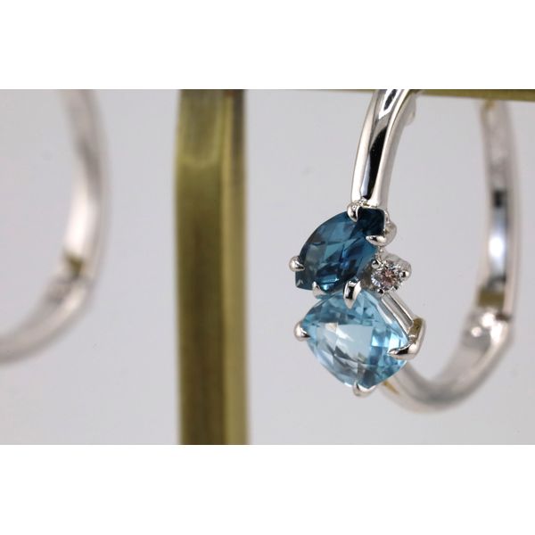 14K White Gold Blue Topaz Drop Earrings Image 2 Puckett's Fine Jewelry Benton, KY