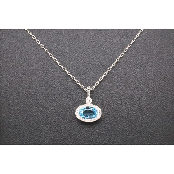 14K White Gold Blue Topaz Pendant Puckett's Fine Jewelry Benton, KY