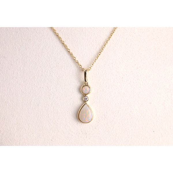 14K Yellow Gold Opal & Diamond Pendant Image 2 Puckett's Fine Jewelry Benton, KY