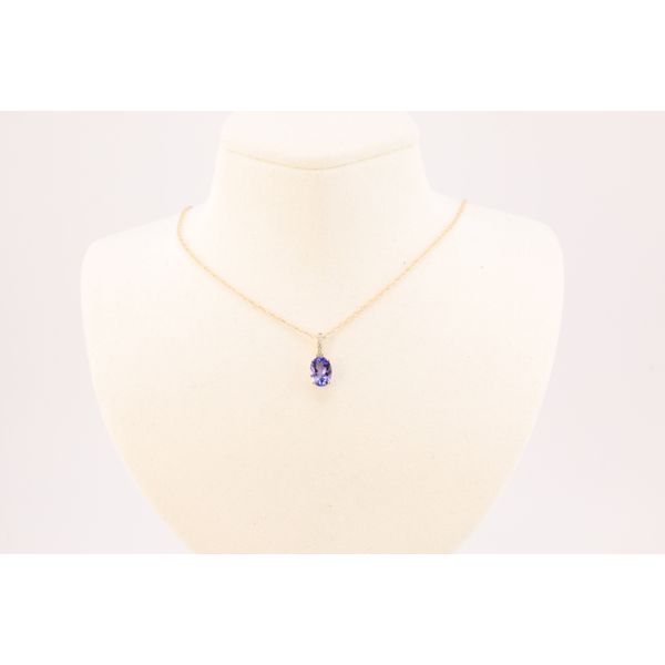 14K Yellow Gold Tanzanite Pendant Necklace Puckett's Fine Jewelry Benton, KY