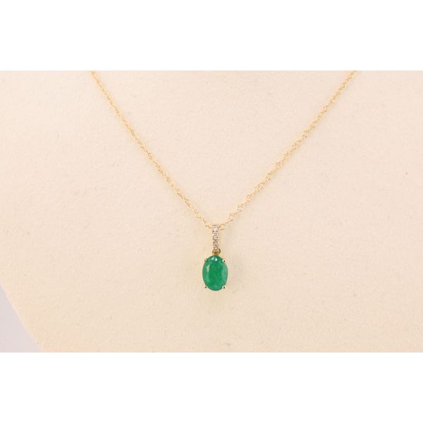 14K Yellow Gold Emerald & Diamond Pendant Necklace Image 2 Puckett's Fine Jewelry Benton, KY
