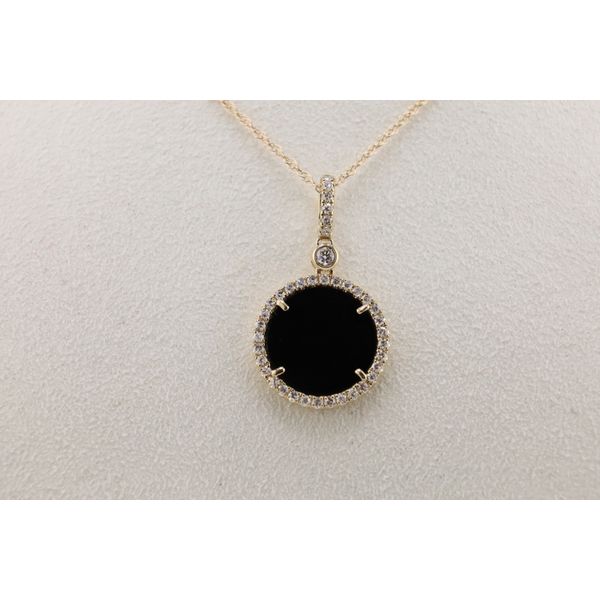 14K Yellow Gold Black Onyx & Natural Diamond Circle Pendant – 0.26ctw Image 2 Puckett's Fine Jewelry Benton, KY