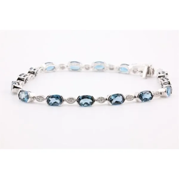 14K White Gold London Blue Topaz and Diamond Bracelet Puckett's Fine Jewelry Benton, KY