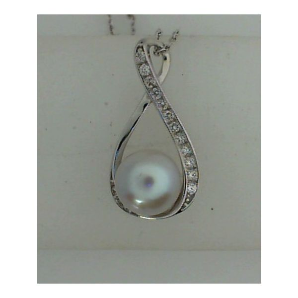 Pearl Necklace  Puckett's Fine Jewelry Benton, KY