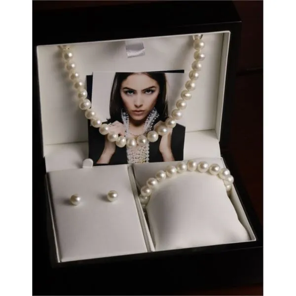 Pearl Necklace Puckett's Fine Jewelry Benton, KY