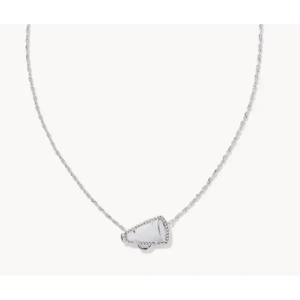 Kendra Scott Cheer Gold Short Pendant Necklace Puckett's Fine Jewelry Benton, KY