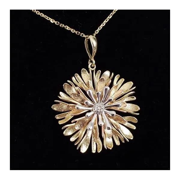 14K Tricolor Textured Flower With Diamond Center Pendant Image 5 Quality Gem LLC Bethel, CT