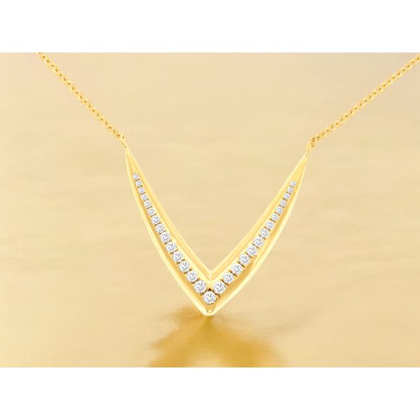 14K Yellow Gold Diamond Chevron Necklace Length 18 Inches Image 2 Quality Gem LLC Bethel, CT