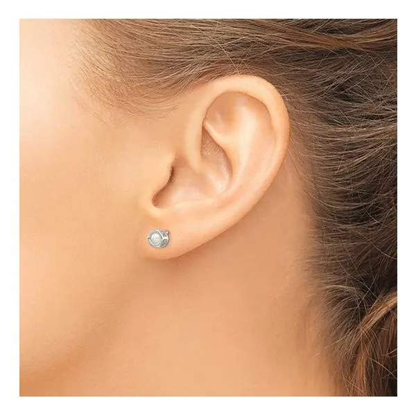 14K White Gold Pearl Bezel Stud Earrings Image 3 Quality Gem LLC Bethel, CT