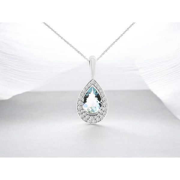 14K White Gold Aquamarine and Diamond Pavé Pendant Image 2 Quality Gem LLC Bethel, CT
