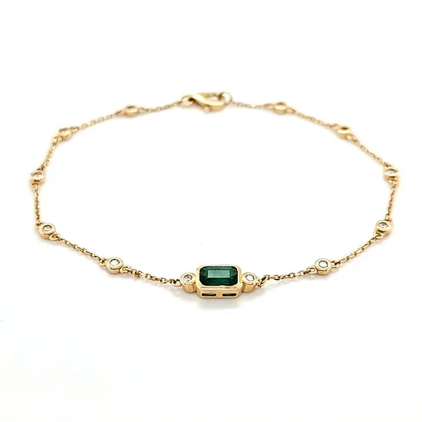 14K Yellow Gold Emerald and Diamond Station Bracelet Length 7 Inches Quality Gem LLC Bethel, CT