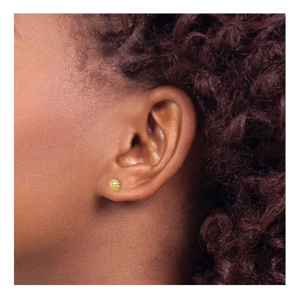 14K Yellow Gold Sunflower Stud Earrings Image 3 Quality Gem LLC Bethel, CT