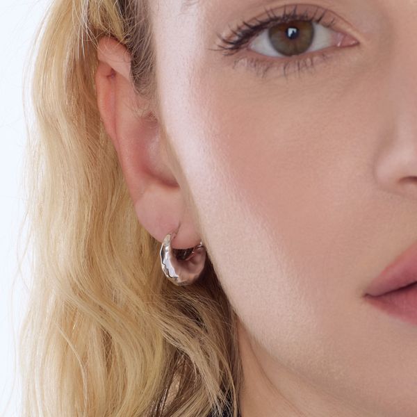 Sterling Silver Rhodium Plated Mirage Reflect Hinged Hoop Earrings Image 2 Quality Gem LLC Bethel, CT