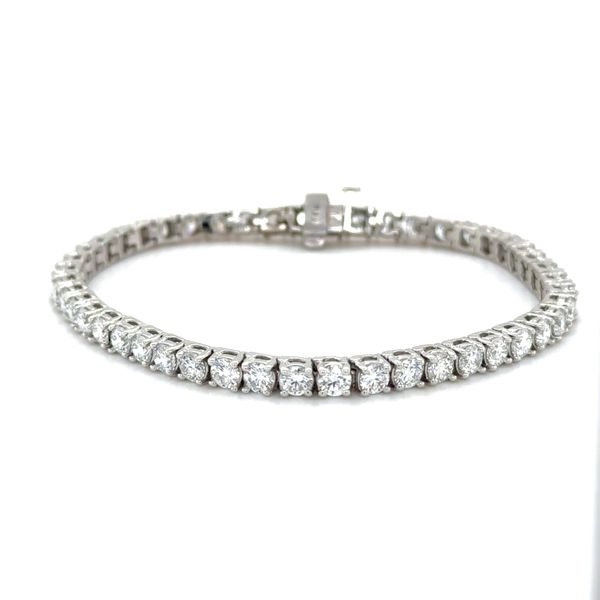 Lab Grown Diamond Bracelet Quenan's Fine Jewelers Georgetown, TX