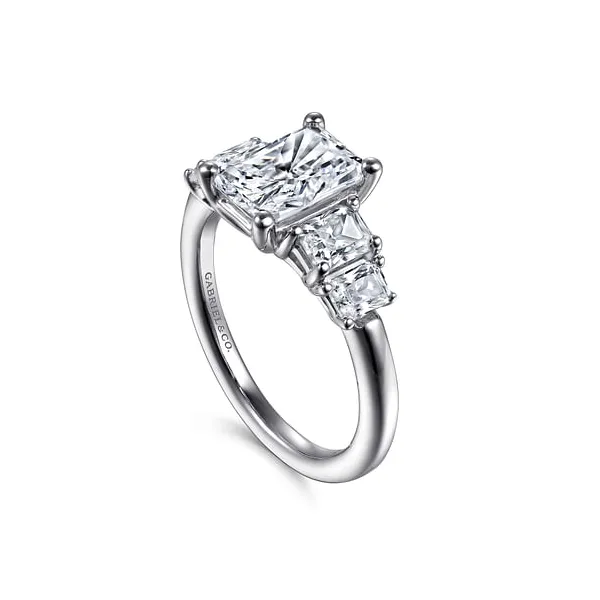Engagement Ring Image 4 Quest Fine Jewelers Fairfax, VA